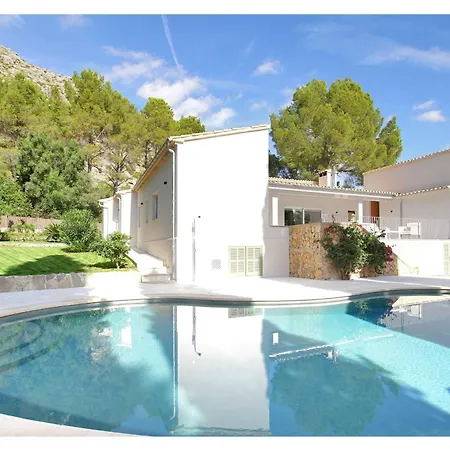 Rueda Villa *